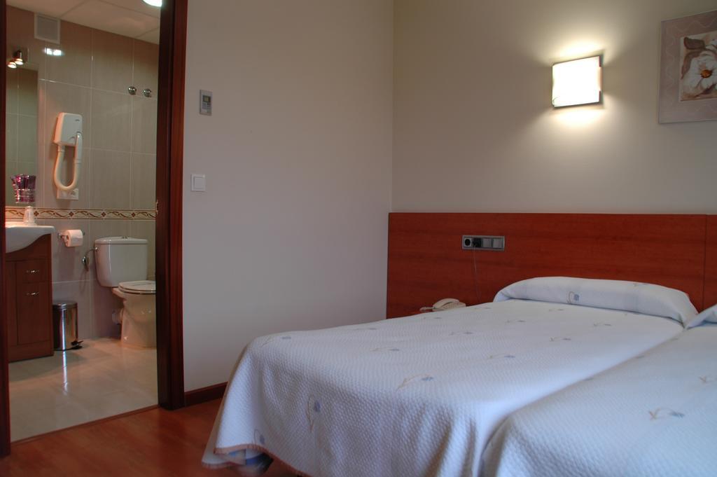 Hotel Zaravencia By Bossh Hotels โตโร ภายนอก รูปภาพ